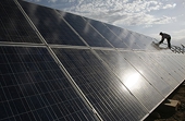 US trade panel approves five-year duties on China solar products
