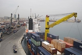 China should remove non tariff trade barriers that affect trade