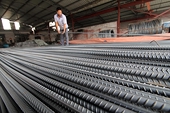 Chinese steel dumping threatens sector recovery in Europe, US