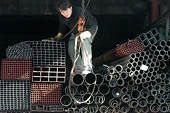 U.S. to slap heavy anti-dumping duties on S. Korean steel imports