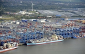 German exports to U.S. jump despite protectionist threat