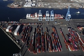 Vietnam faces advantages, challenges from new-generation FTAs