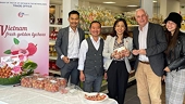 Overseas Vietnamese actively bring Vietnamese agricultural products to the world