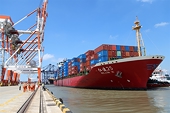 Vietnam’s trade value to hit record high in 2021