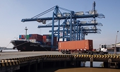 Vietnam enjoys trade surplus following double-digit export growth