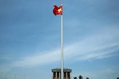Viet Nam's annual growth reaches 8% as trade surplus with US hits record despite tariffs