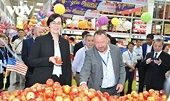 Viet Nam ranks among top five export markets for Washington apples
